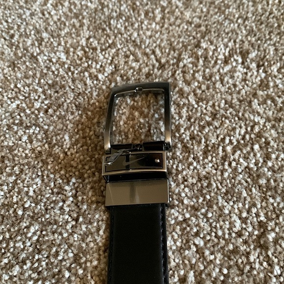 Nike like new belt - Picture 1 of 4